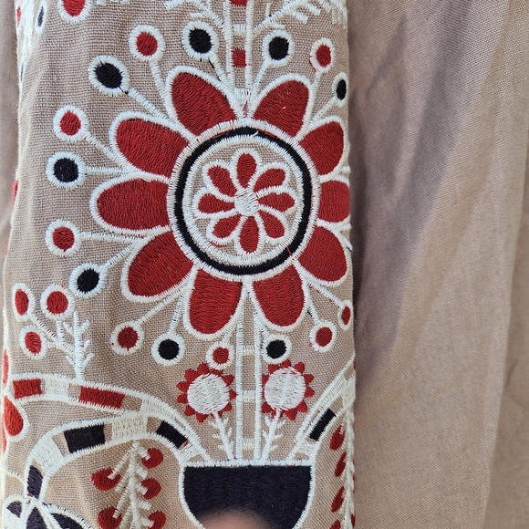 Free the Roses Embroidered Linen Blend Boho Peasant Tunic Size Small - Picture 5 of 10